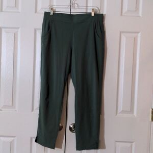 like NEW Eddie Bauer travel pants Forest Green Women's Pants anti wrinkle